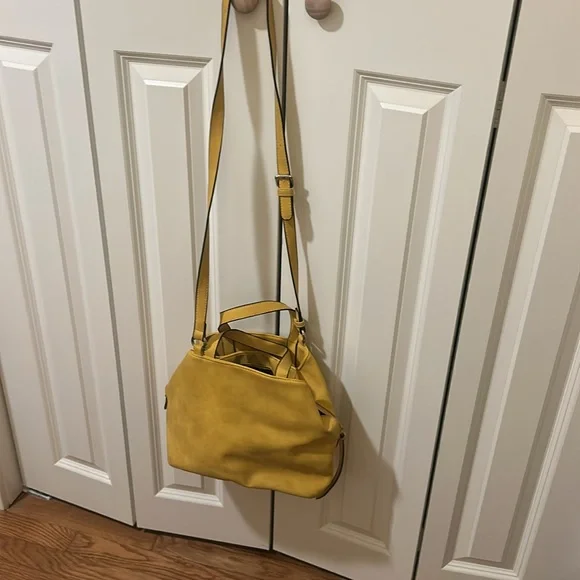 Yellow free people leather purse with long and short straps - Picture 3 of 4